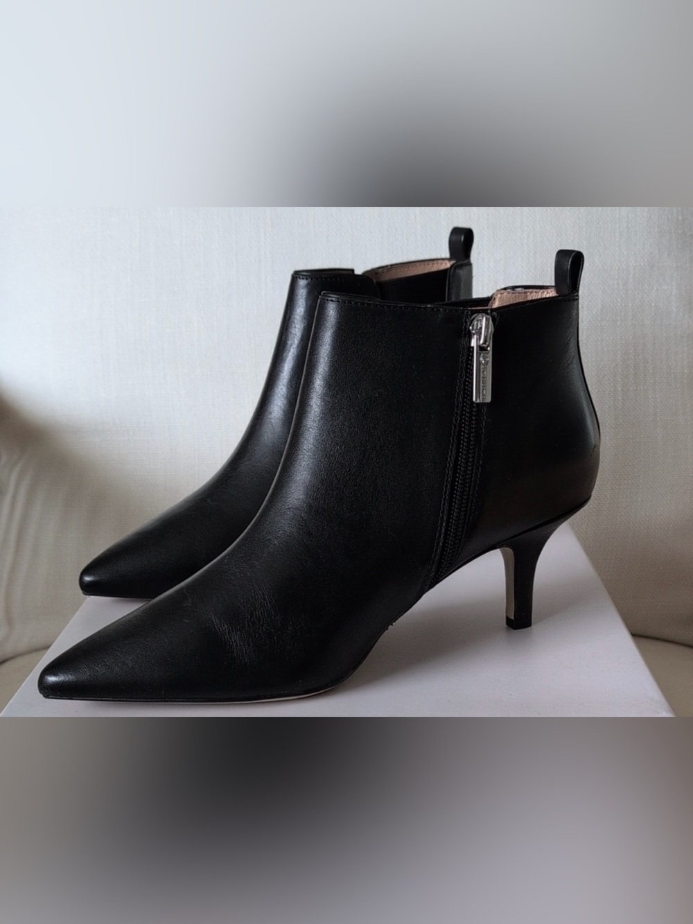 Corso Como CC-Darshina Black Pointed-Toe Leather Ankle Booties